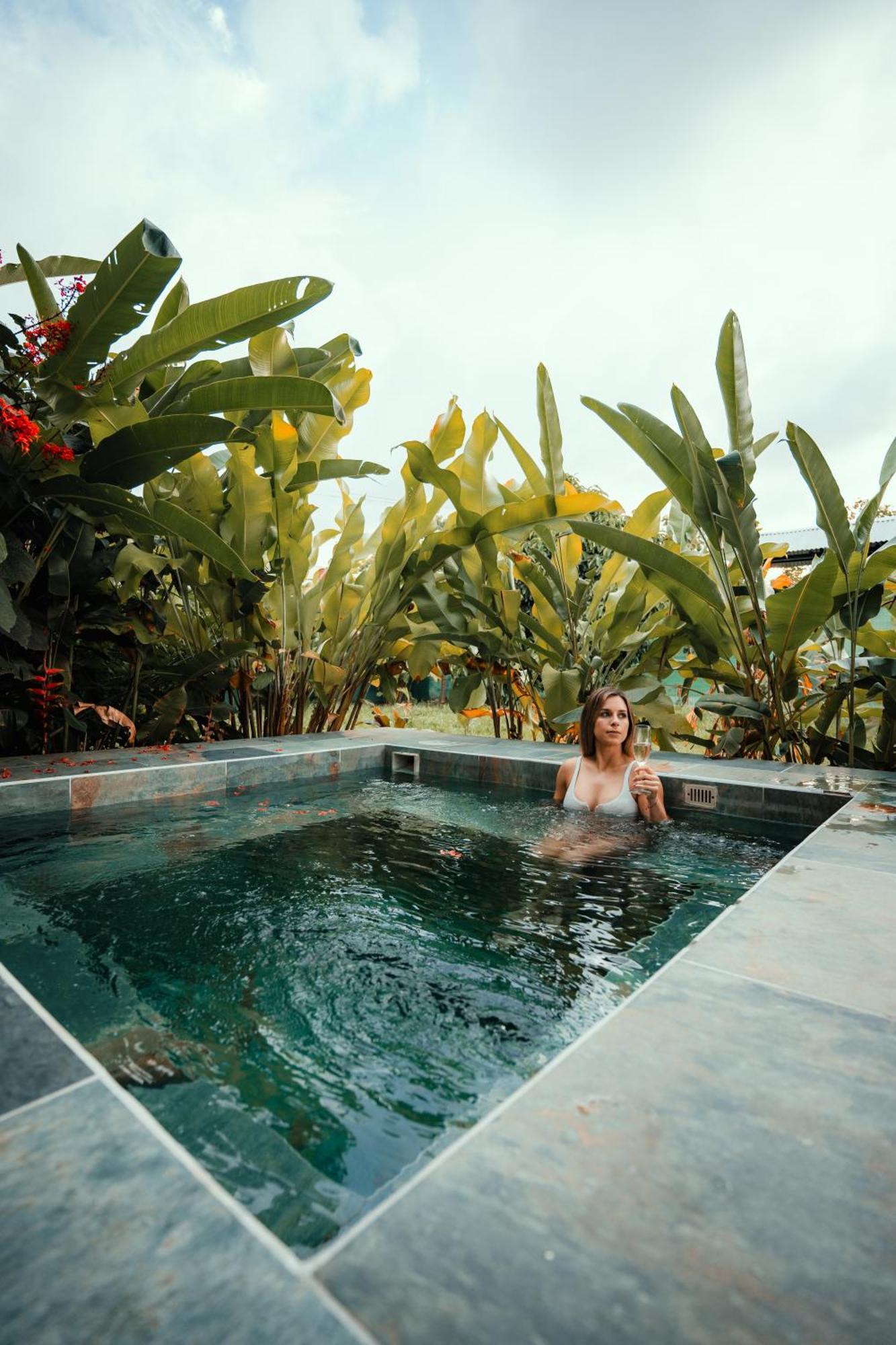 Namaitami Casa Hermosa Con Ac Y Piscina A Solo 650 Metros Del Parque Nacional Cahuita Eksteriør bilde