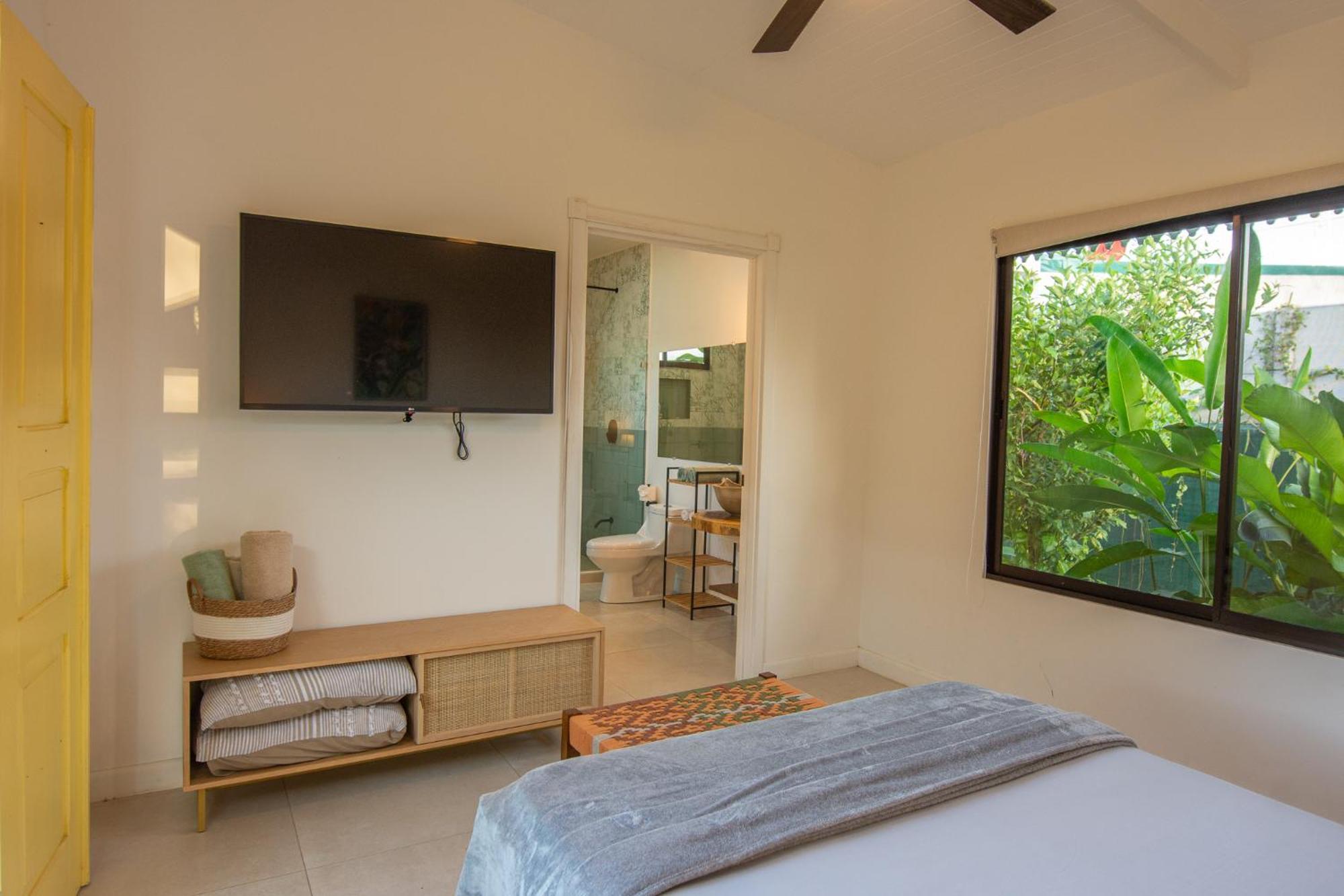 Namaitami Casa Hermosa Con Ac Y Piscina A Solo 650 Metros Del Parque Nacional Cahuita Eksteriør bilde