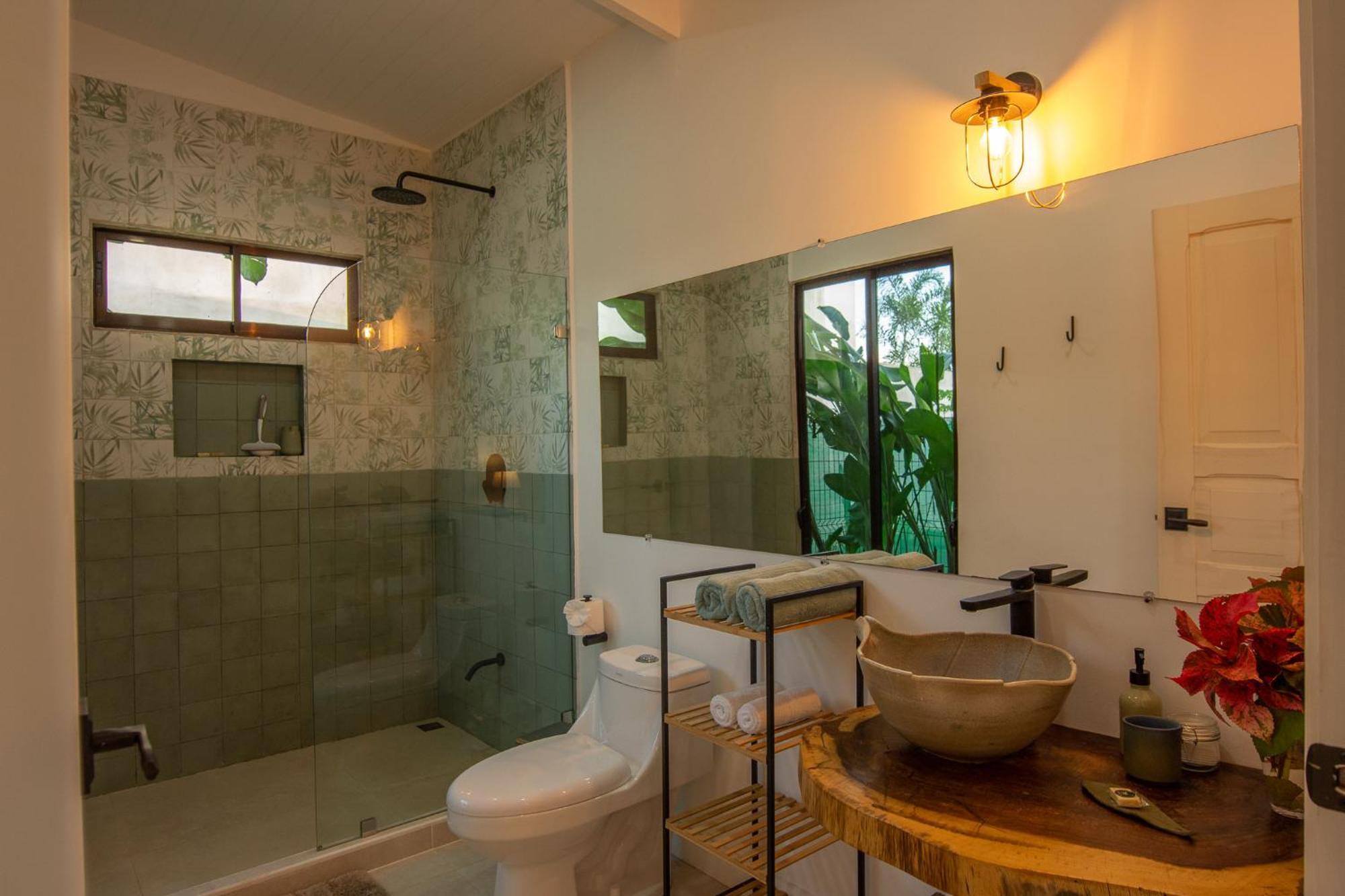 Namaitami Casa Hermosa Con Ac Y Piscina A Solo 650 Metros Del Parque Nacional Cahuita Eksteriør bilde