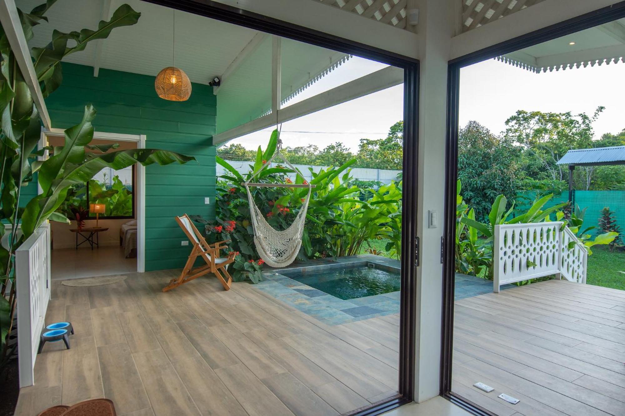 Namaitami Casa Hermosa Con Ac Y Piscina A Solo 650 Metros Del Parque Nacional Cahuita Eksteriør bilde